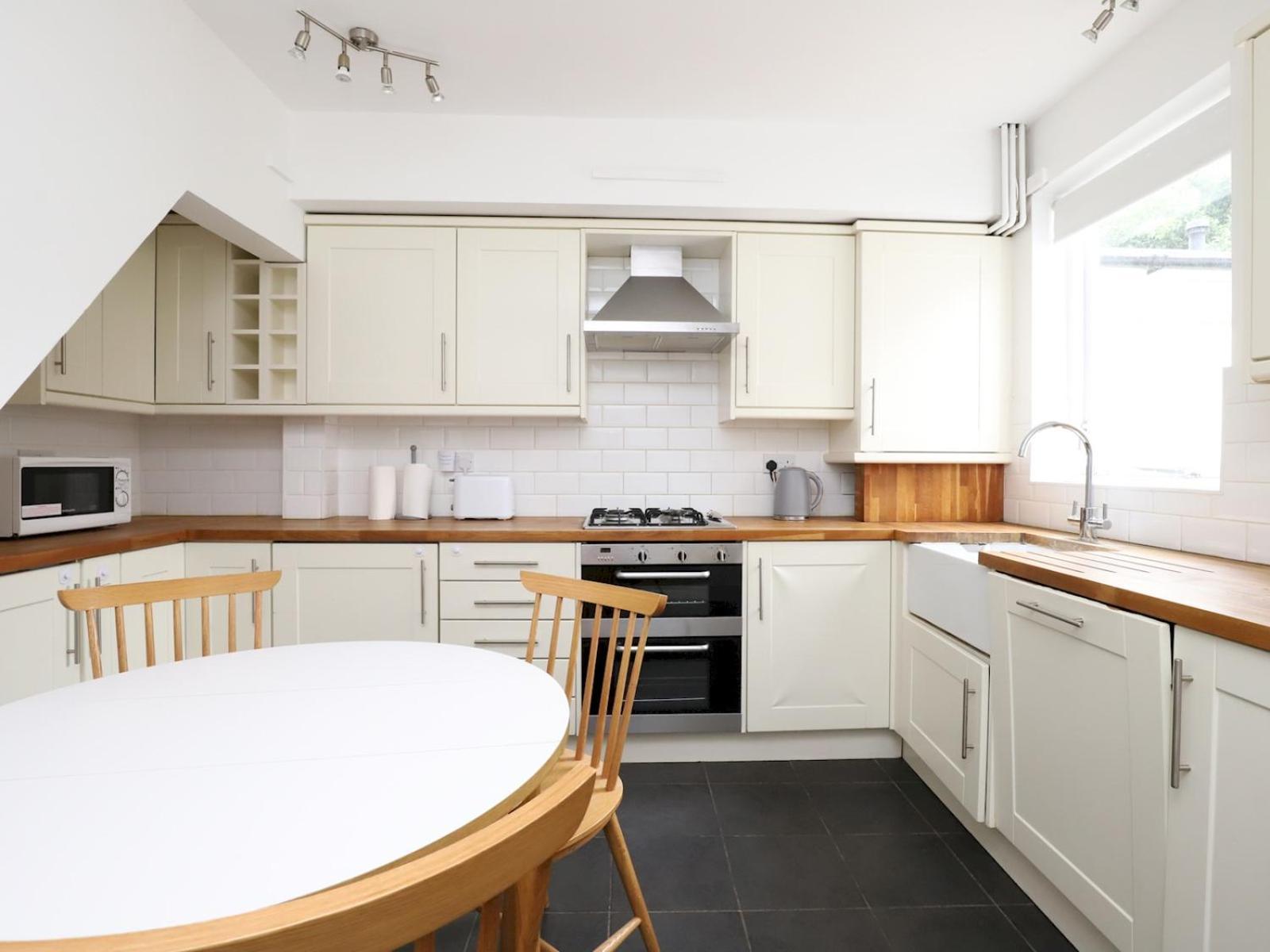 Sunny Victorian 2Br Townhouse Oxford Pass The Keys Villa ภายนอก รูปภาพ