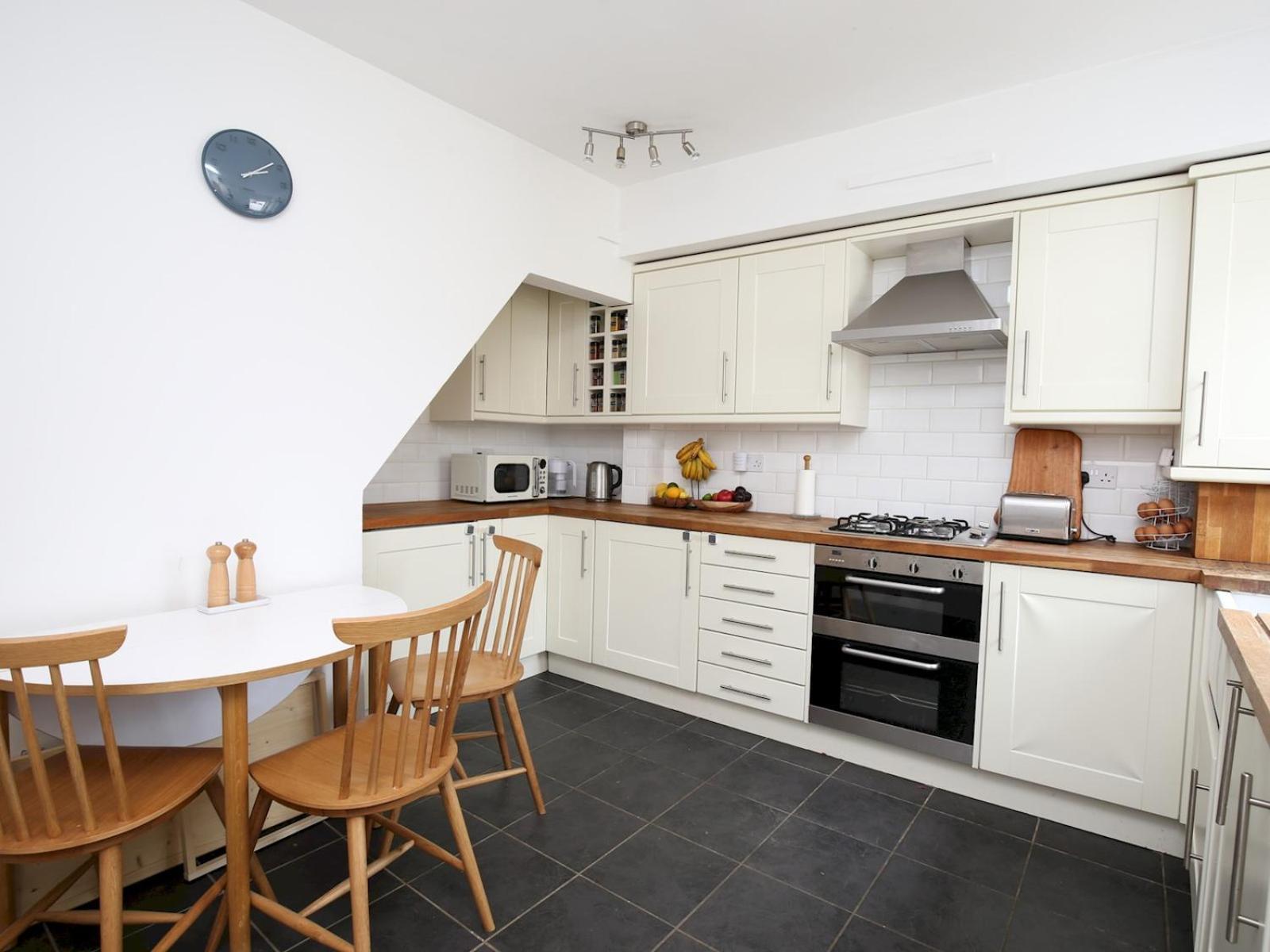 Sunny Victorian 2Br Townhouse Oxford Pass The Keys Villa ภายนอก รูปภาพ