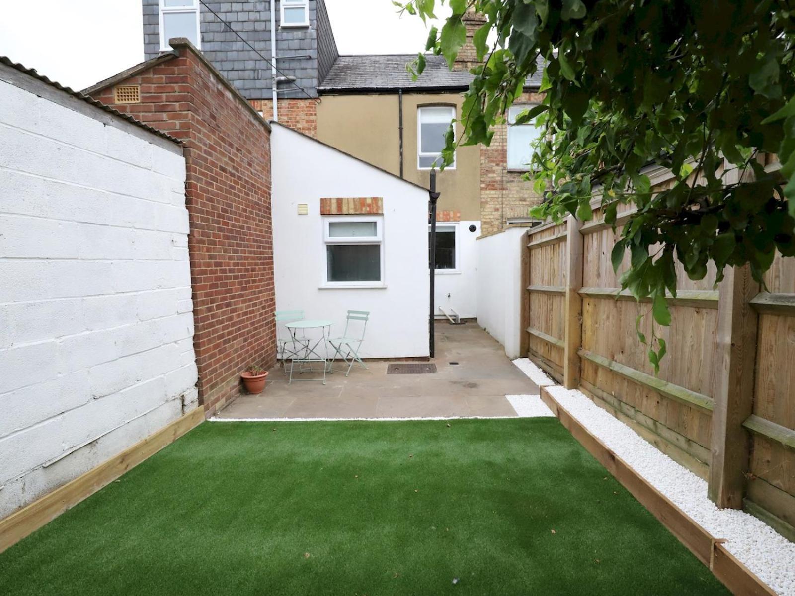 Sunny Victorian 2Br Townhouse Oxford Pass The Keys Villa ภายนอก รูปภาพ