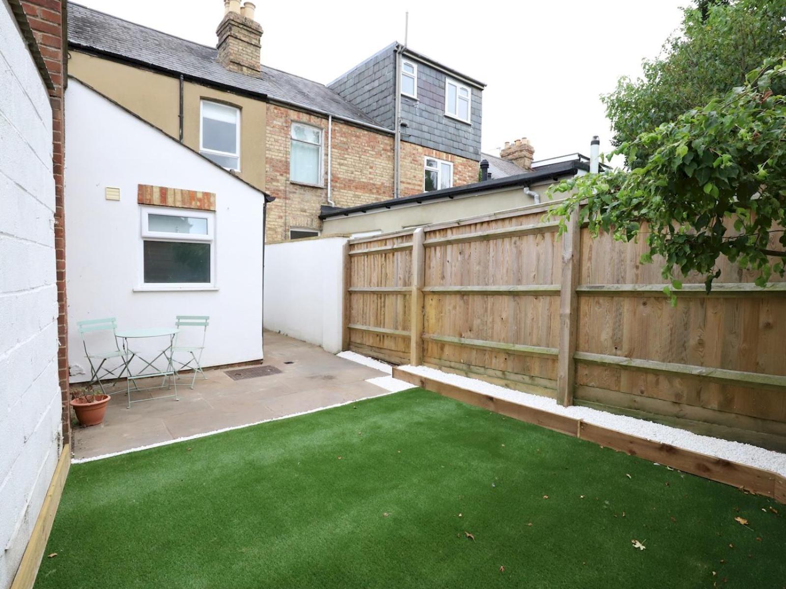 Sunny Victorian 2Br Townhouse Oxford Pass The Keys Villa ภายนอก รูปภาพ